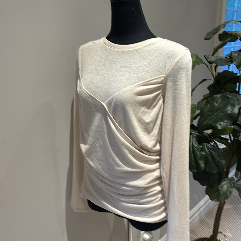 EXPRESS CREAM LONG SLEEVE BLOUSE NWT
